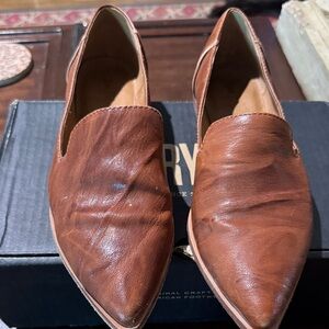 Frye Women's Brown Leather Loafers. Kenzie Venetian
